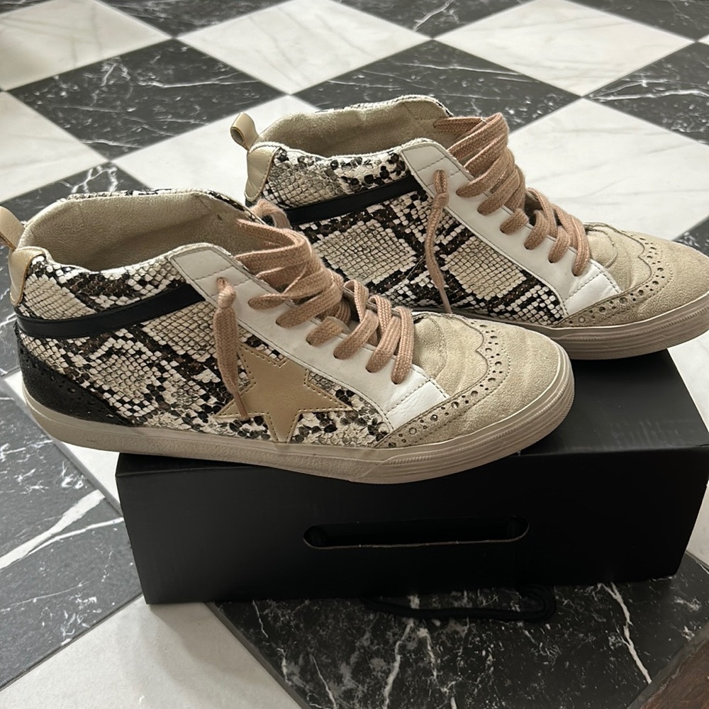 Shushop high top snake print sneaker
